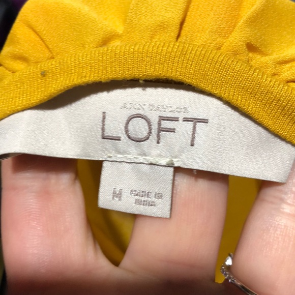 Loft yellow tee size medium - Picture 5 of 6